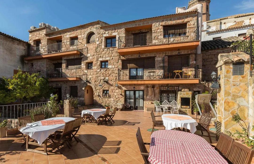 Hotel Palacio Guzmanes-1
