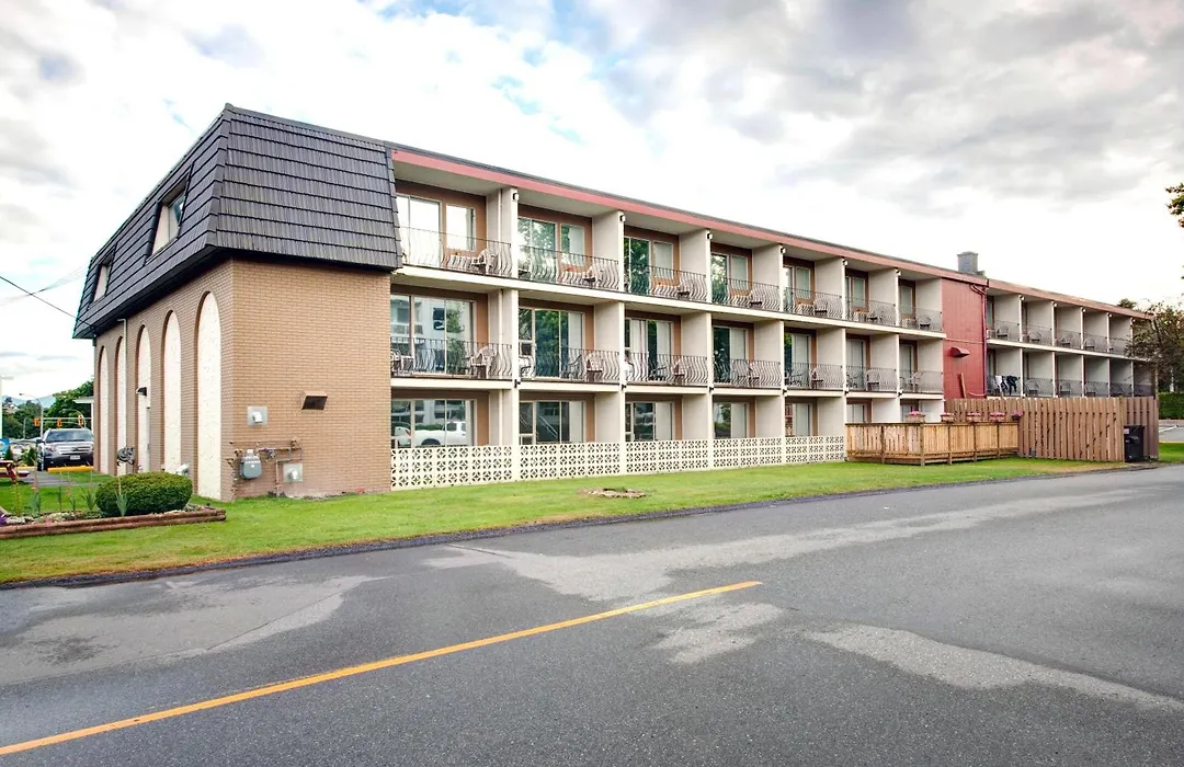 Travelodge By Wyndham Nanaimo-1