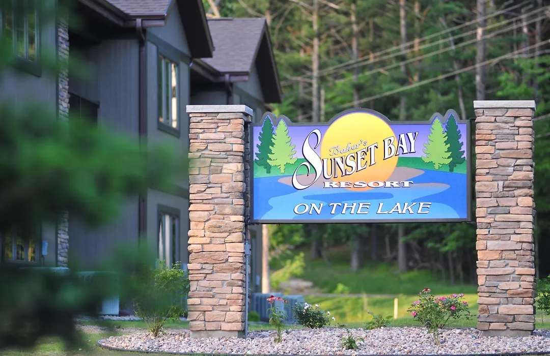 Sunset Bay Resort & Suites-1