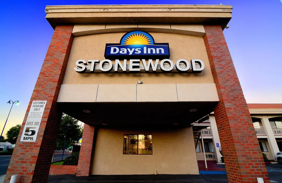 Days Inn By Wyndham Downey-1