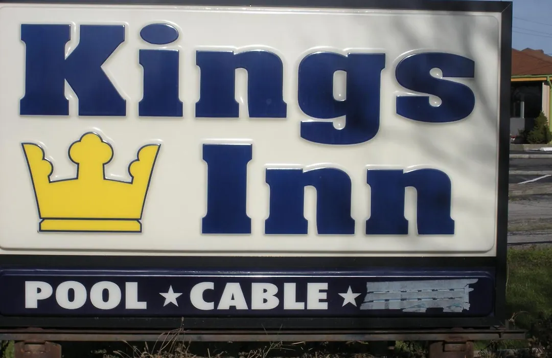 Kings Inn Cleveland-1