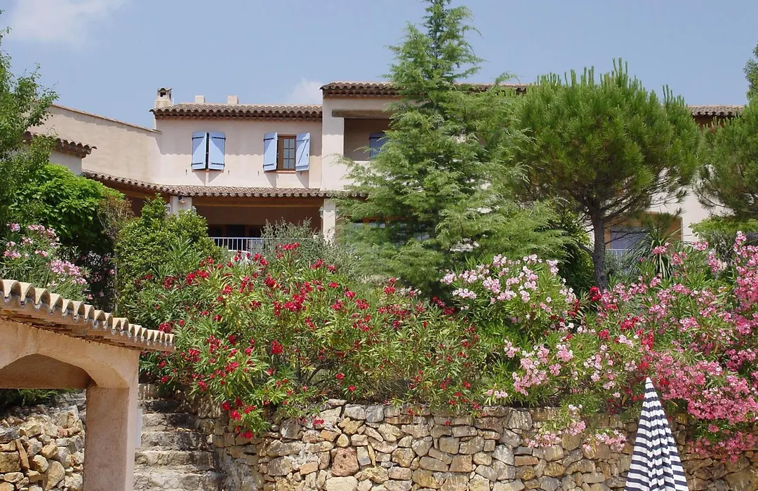 Le Mas des Collines-1