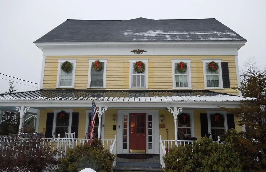 Kearsarge Inn-1