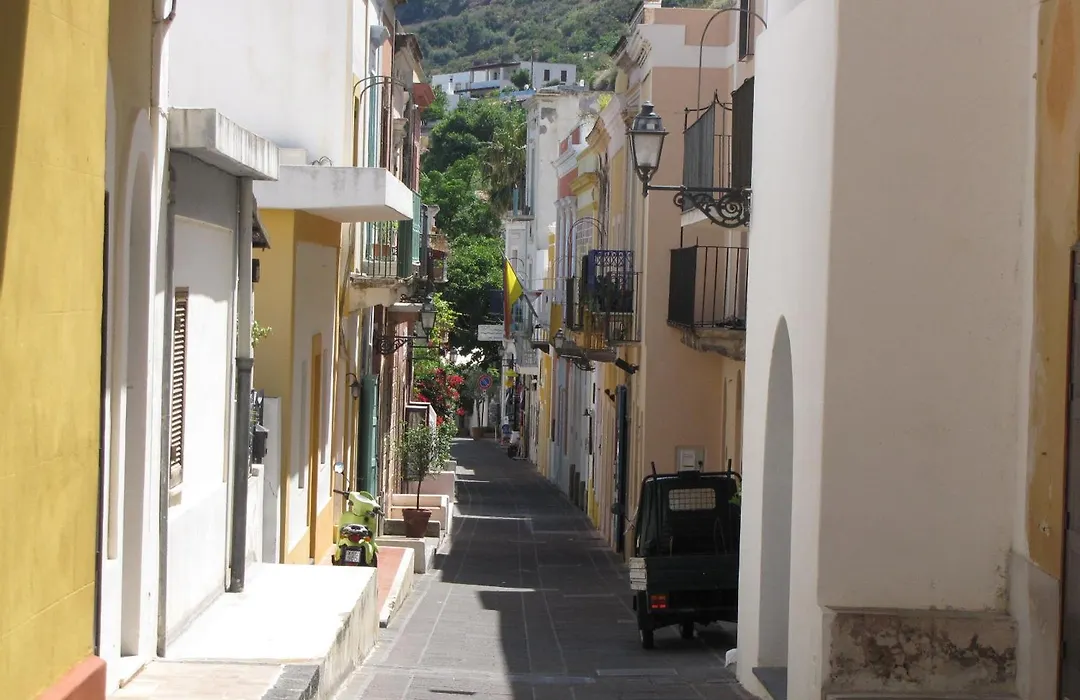 Hotel Santa Marina Antica Foresteria-1