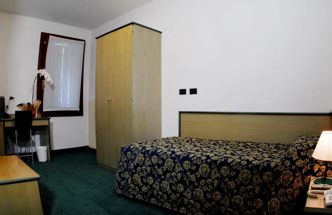 Albergo Alla Campana-1