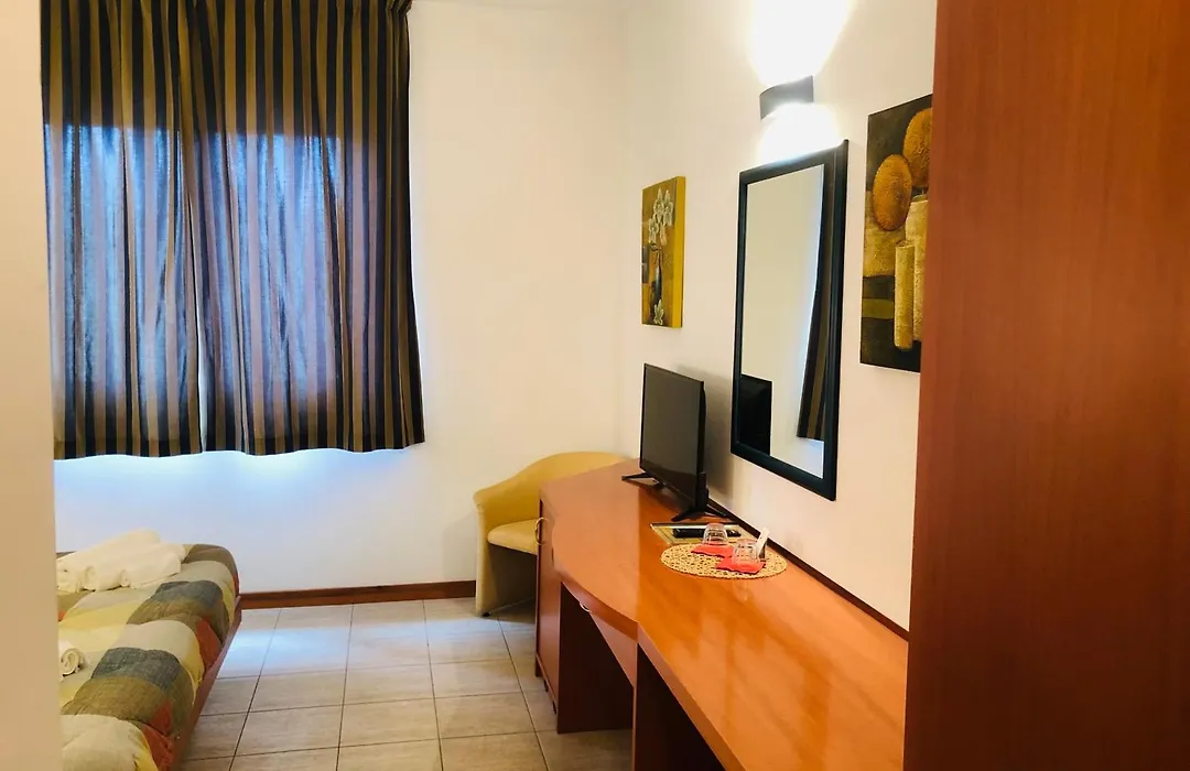 Hotel Softwood-1