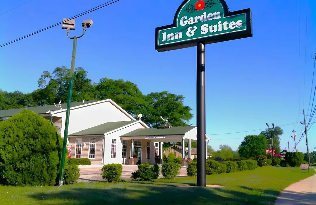 Garden Inn And Suites Near Callaway Gardens Pine Mountain-1
