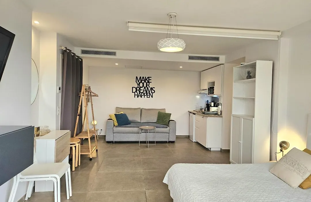 Twenty Rent-1