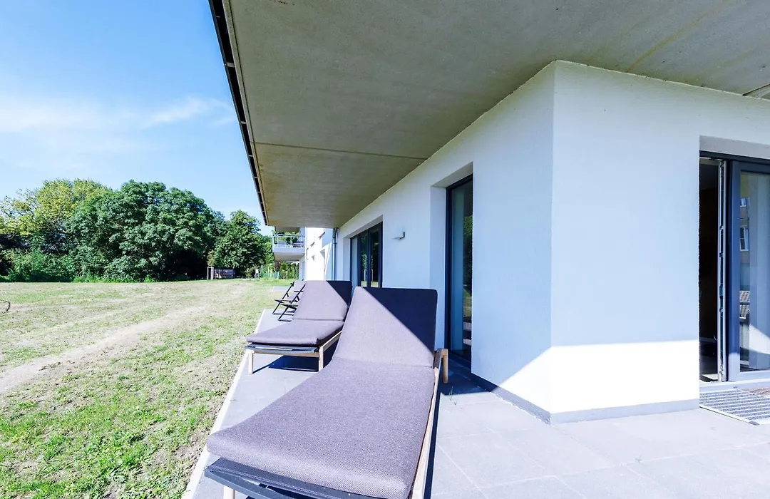 Zwei Wasser - Strandhaus Alte Seefahrtschule-1