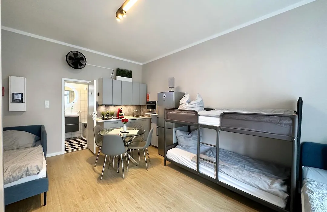 fairAPART Studio-Apartment nähe klein Venedig-1