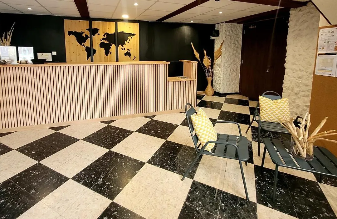 Hotel Les Glycines-1