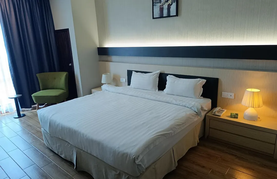 Lintas Platinum Hotel-1