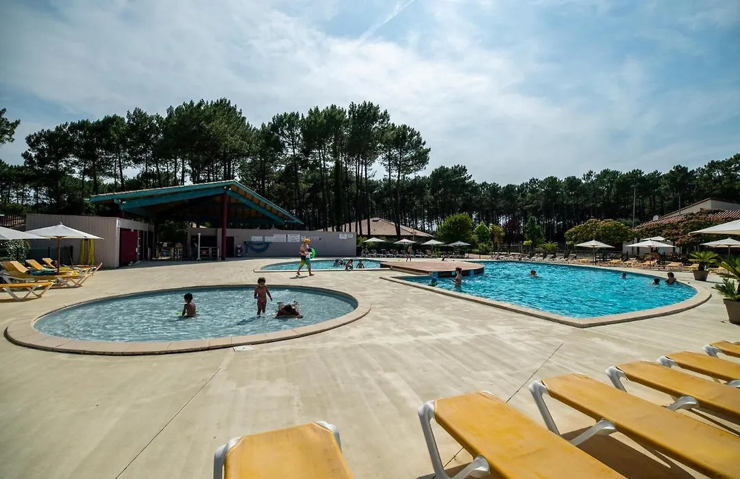 Village Vacances Le Lac Marin-1