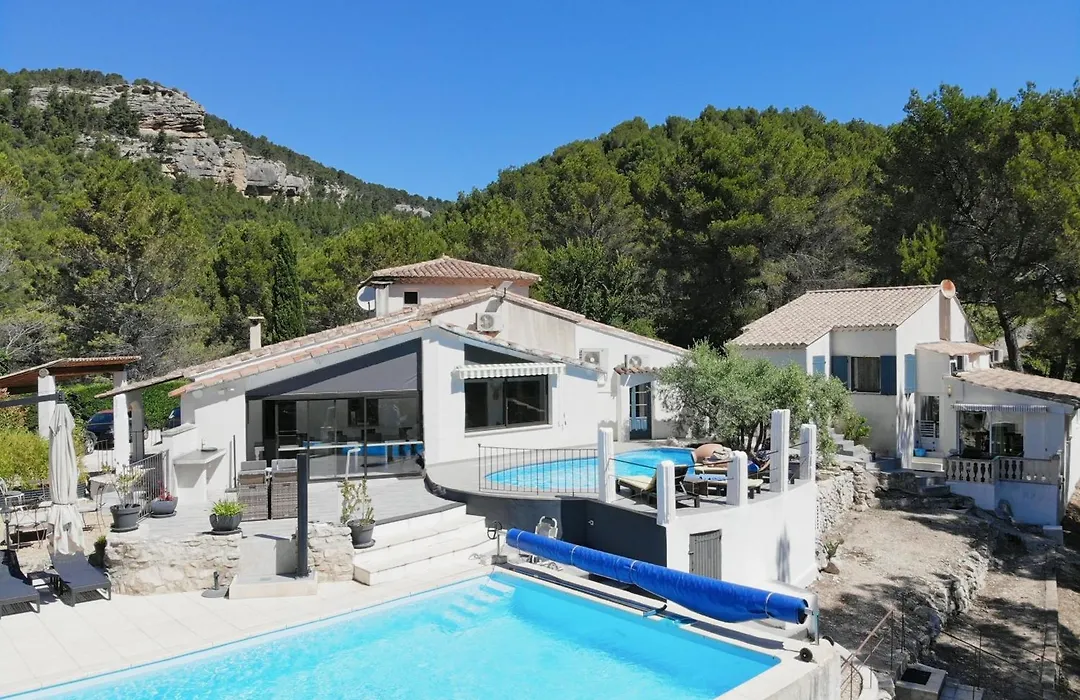 B&B Villa Chante Coucou-1