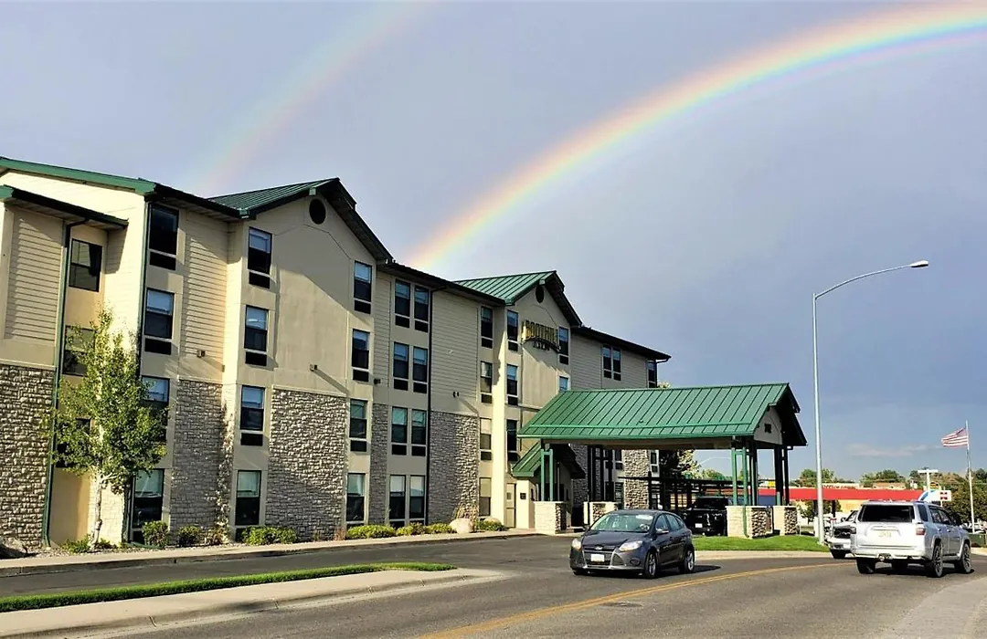 Boothill Inn And Suites-1