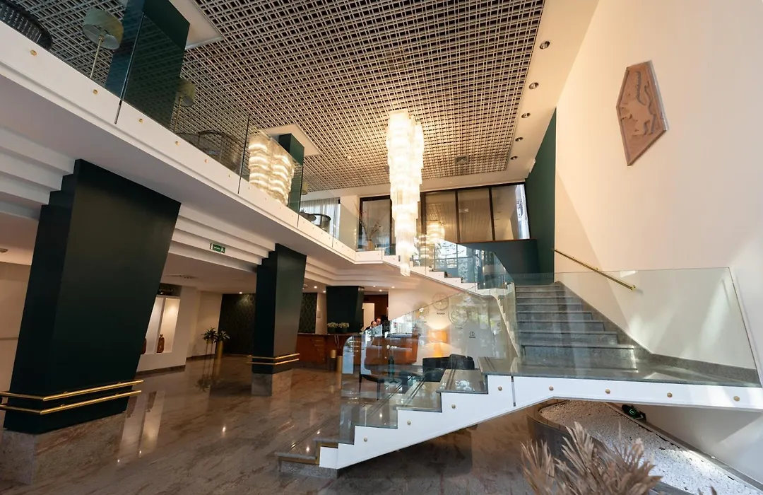 Cristal Palace Hotel-1