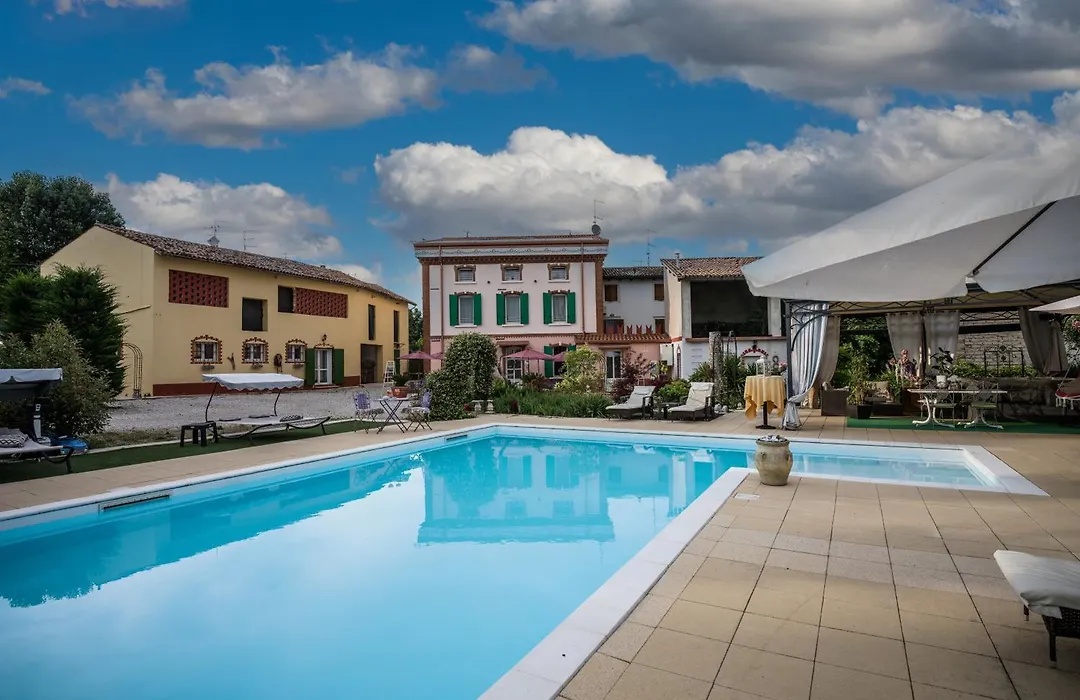 Villa Rossella con piscina-1