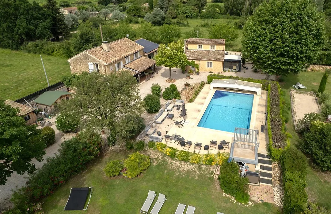 B&B Le Mas Julien piscine chauffée adult only-1