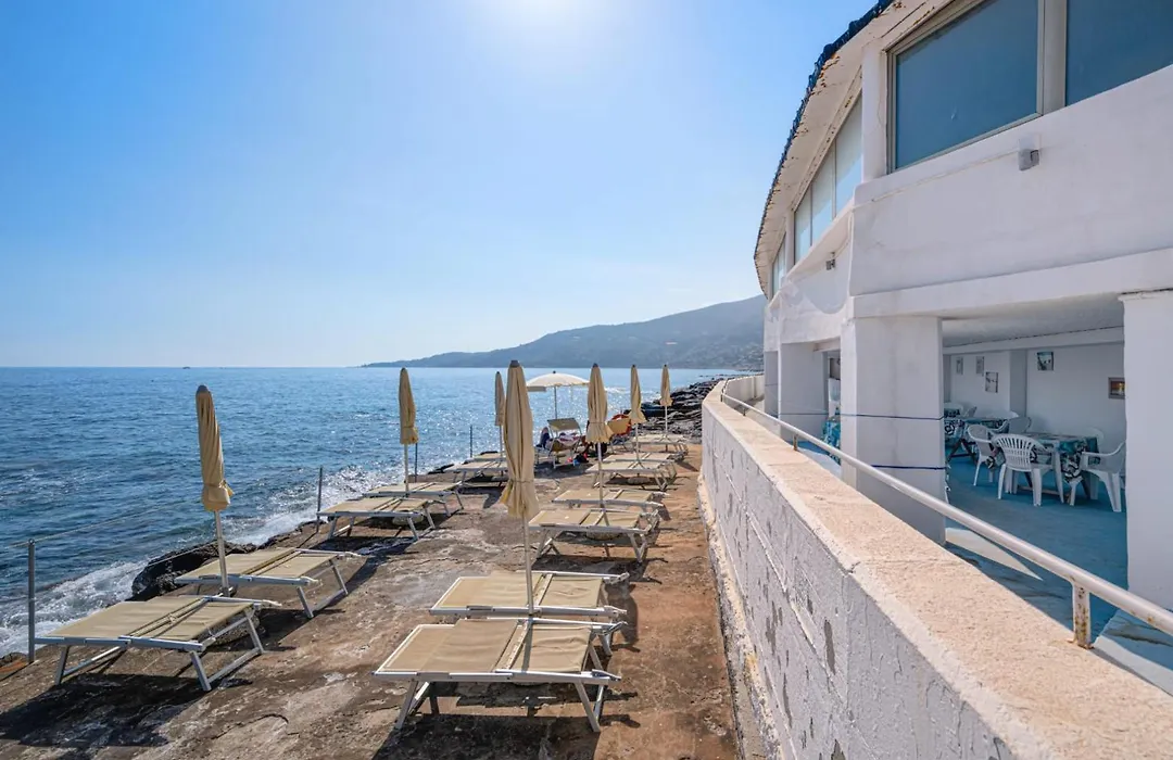 Hotel La Perla Del Capo-1