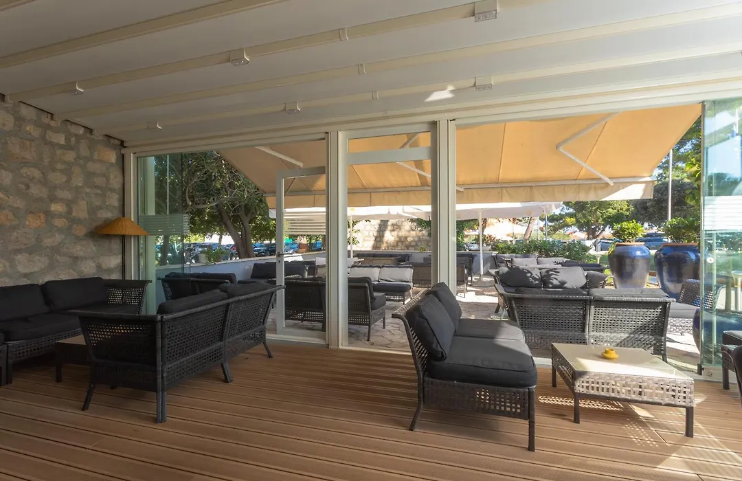 Family Hotel Adria-1