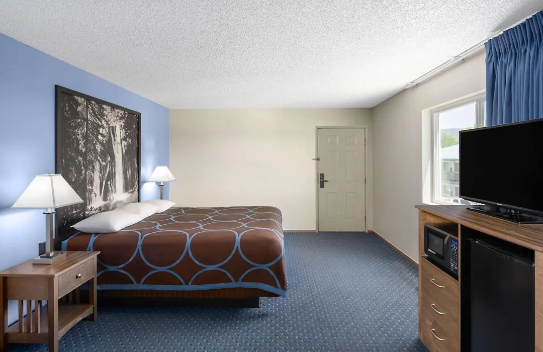Super 8 By Wyndham Susanville-1