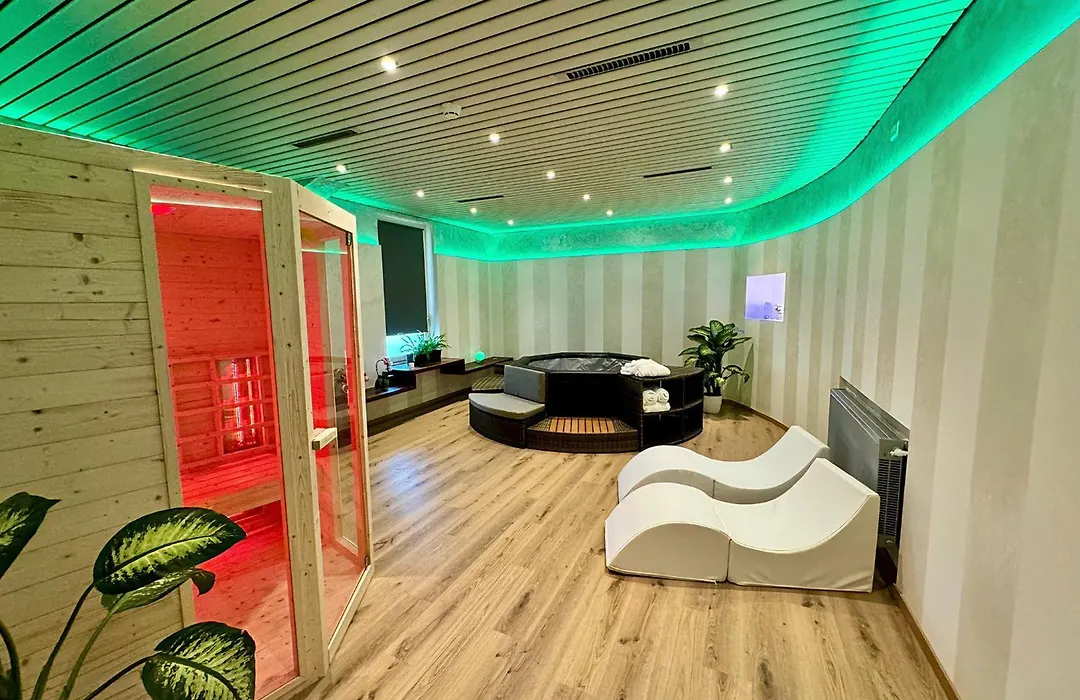Hotel Montecarlo-1