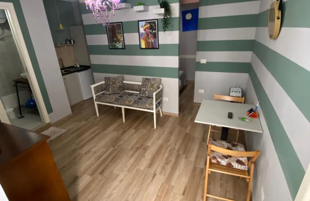 Suite 01-1