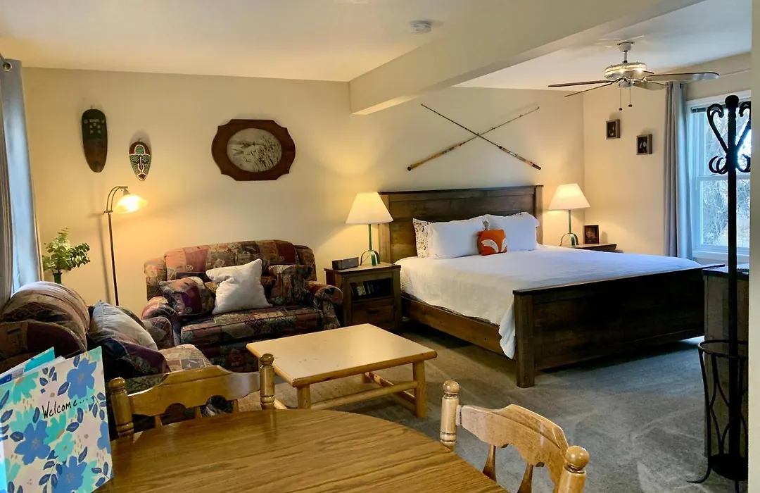Fox Hollow Inn-1