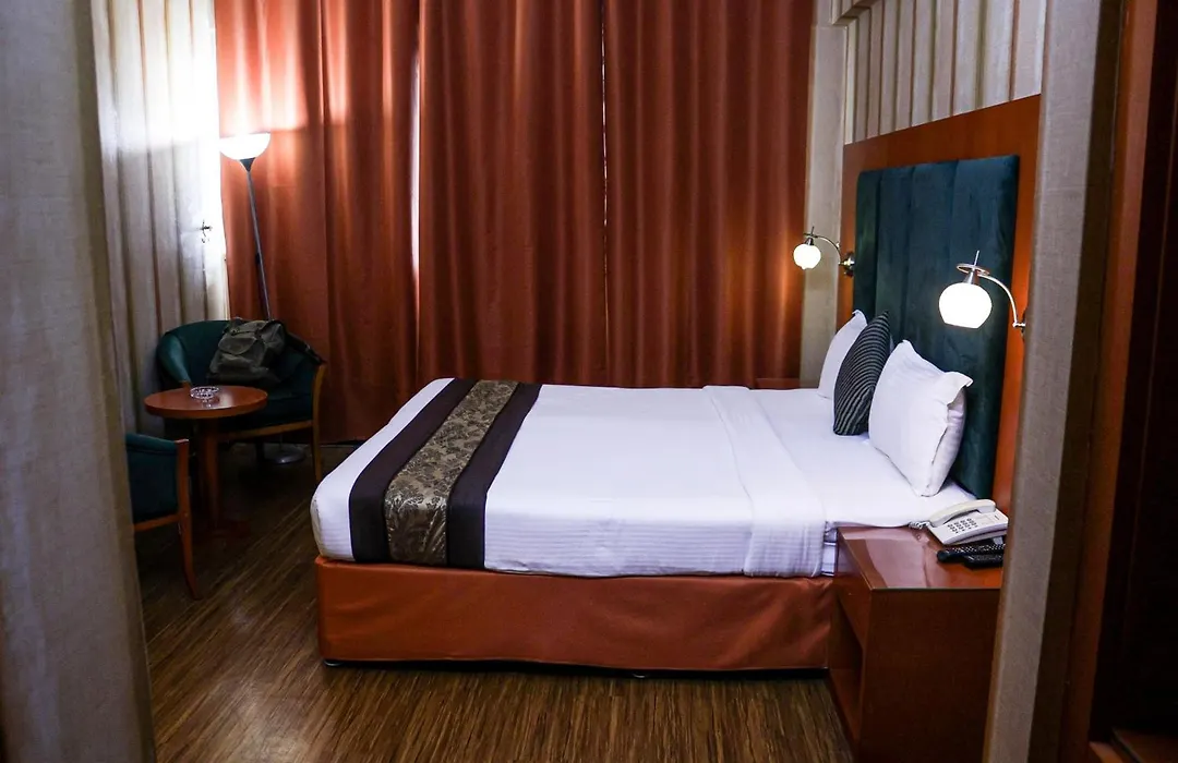 Boonmax Hotel-1