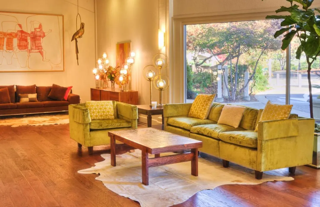 Ashland Hills Hotel & Suites-1