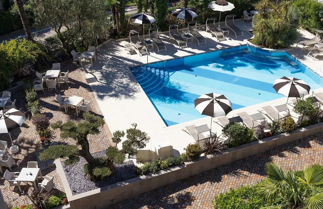 Hotel Garda - TonelliHotels-1