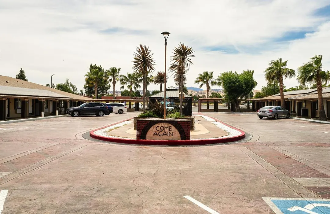 Americas Best Value Inn, Antioch-1
