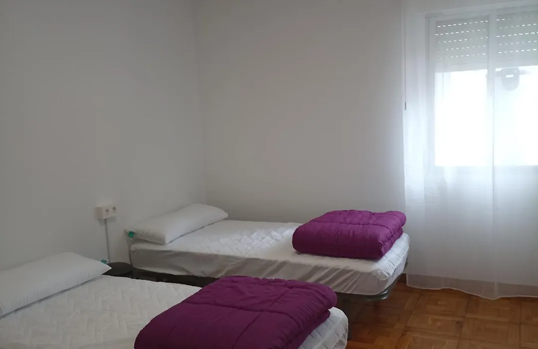 Albergue Lalin Centro-1