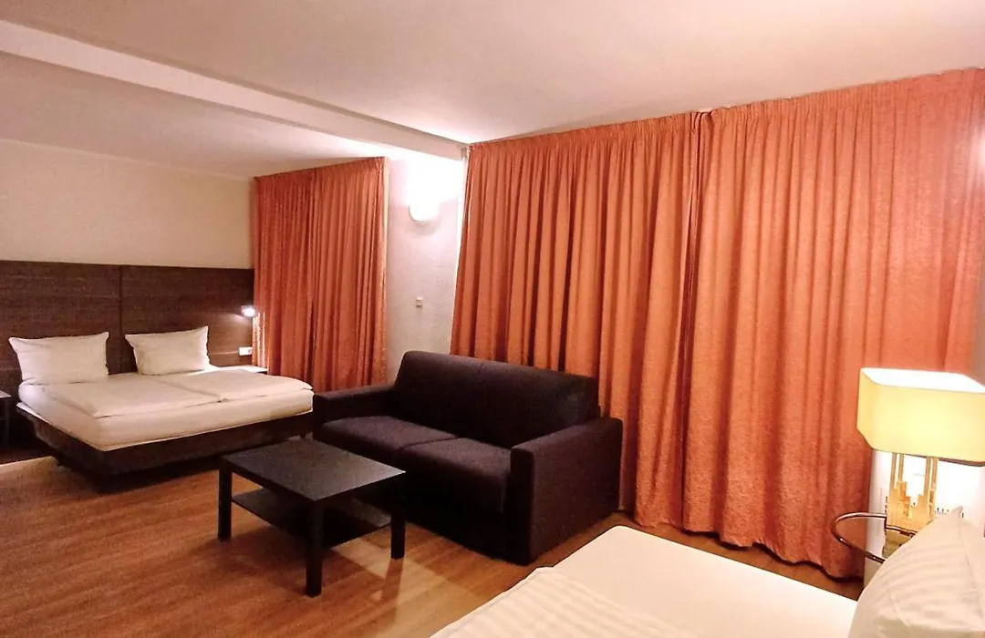 Hotel Ariana-1