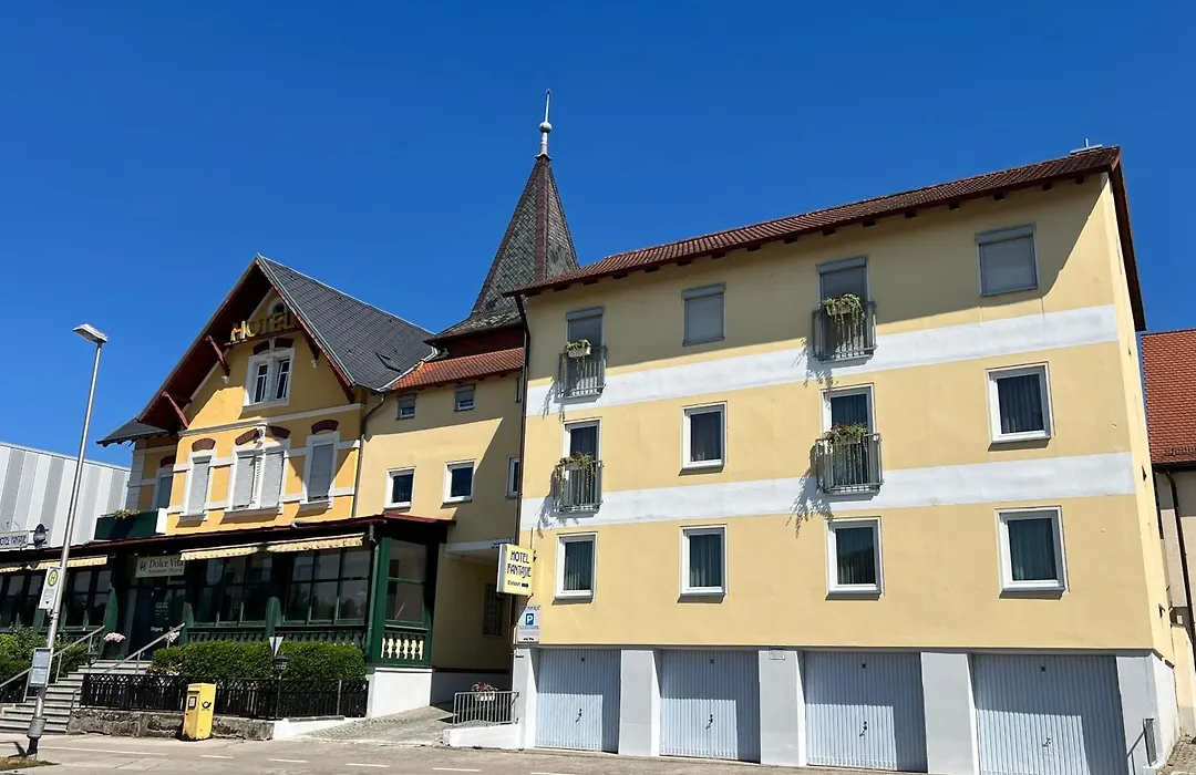 Hotel Fantasie-1