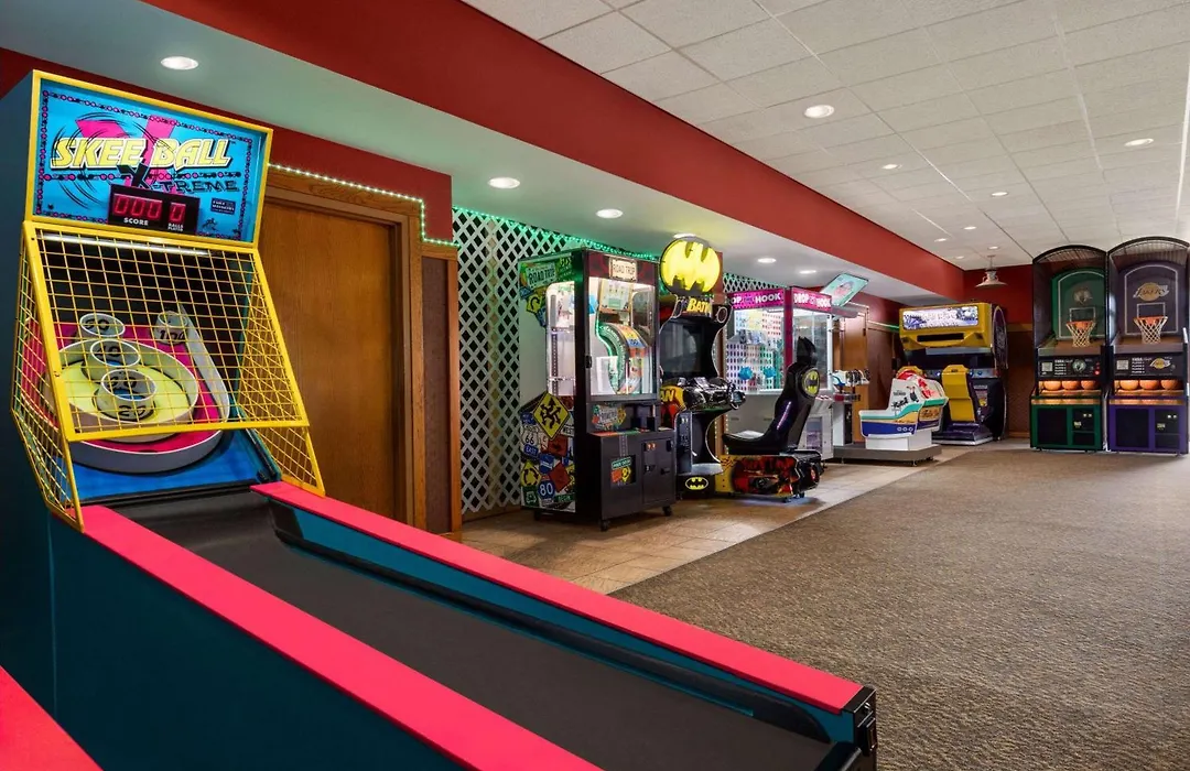 Ramada By Wyndham Alpena-1