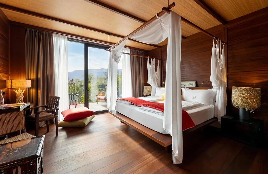 Manna Resort-1