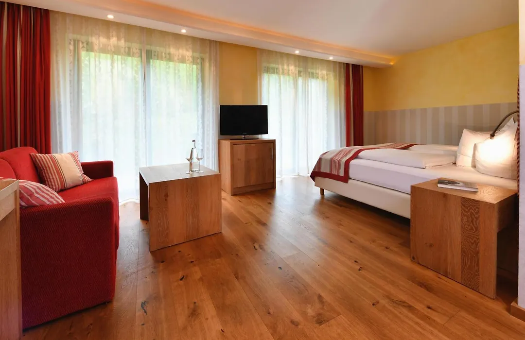 Hotel Rebenhof-1