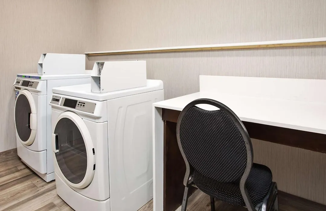 Hampton Inn Clinton-1