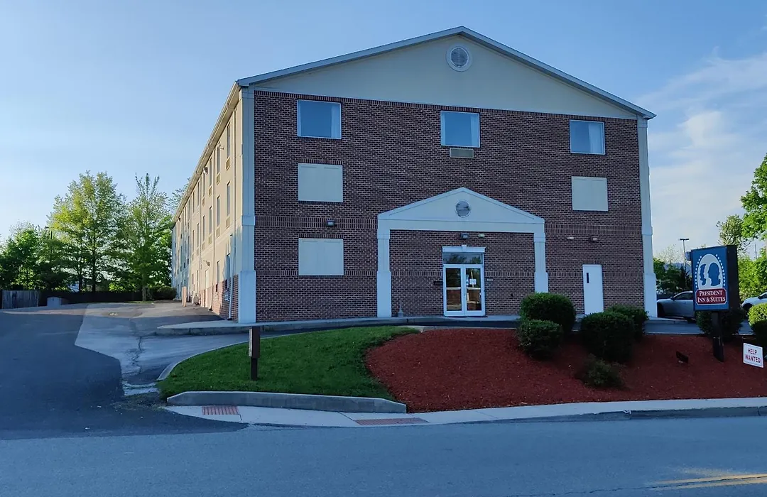 President Inn & Suites-1
