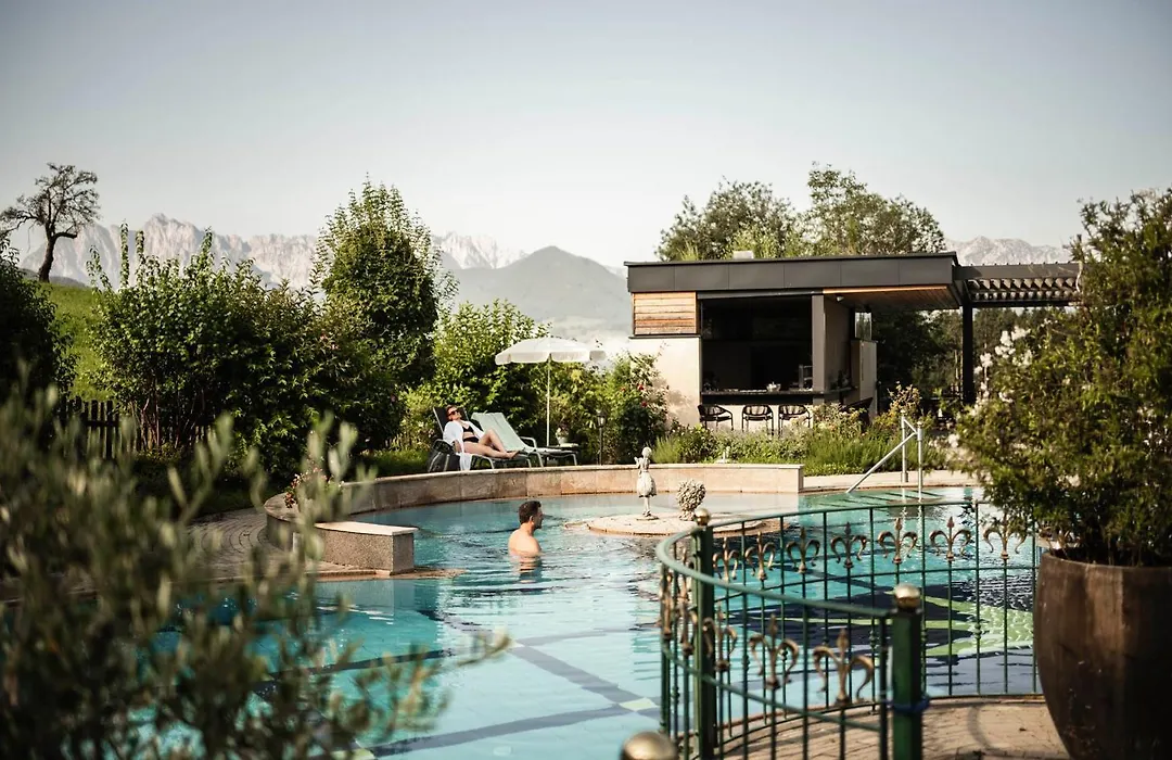 Hotel Peternhof-1