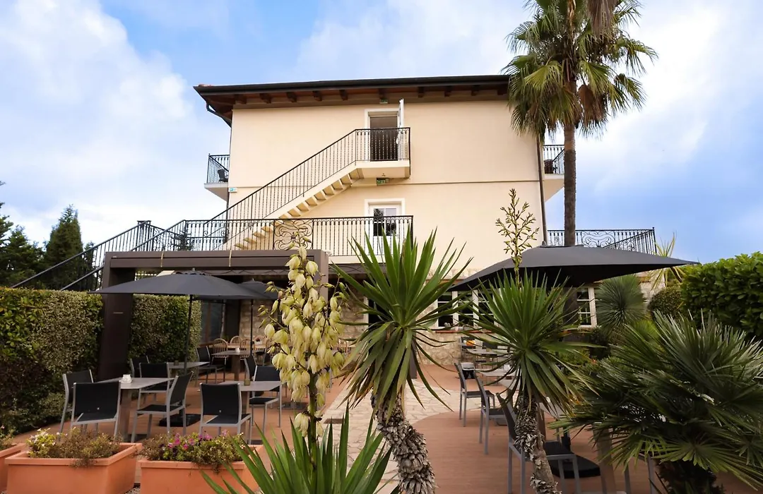Hôtel Eze Hermitage B&B-1