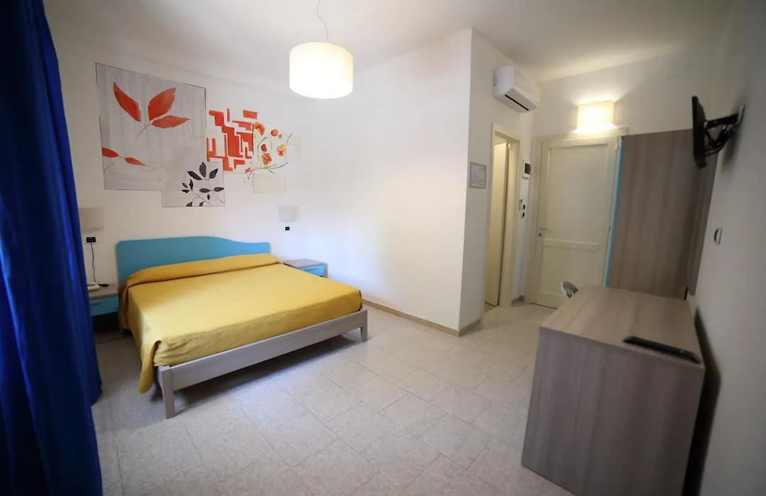 Hotel Albatros-1