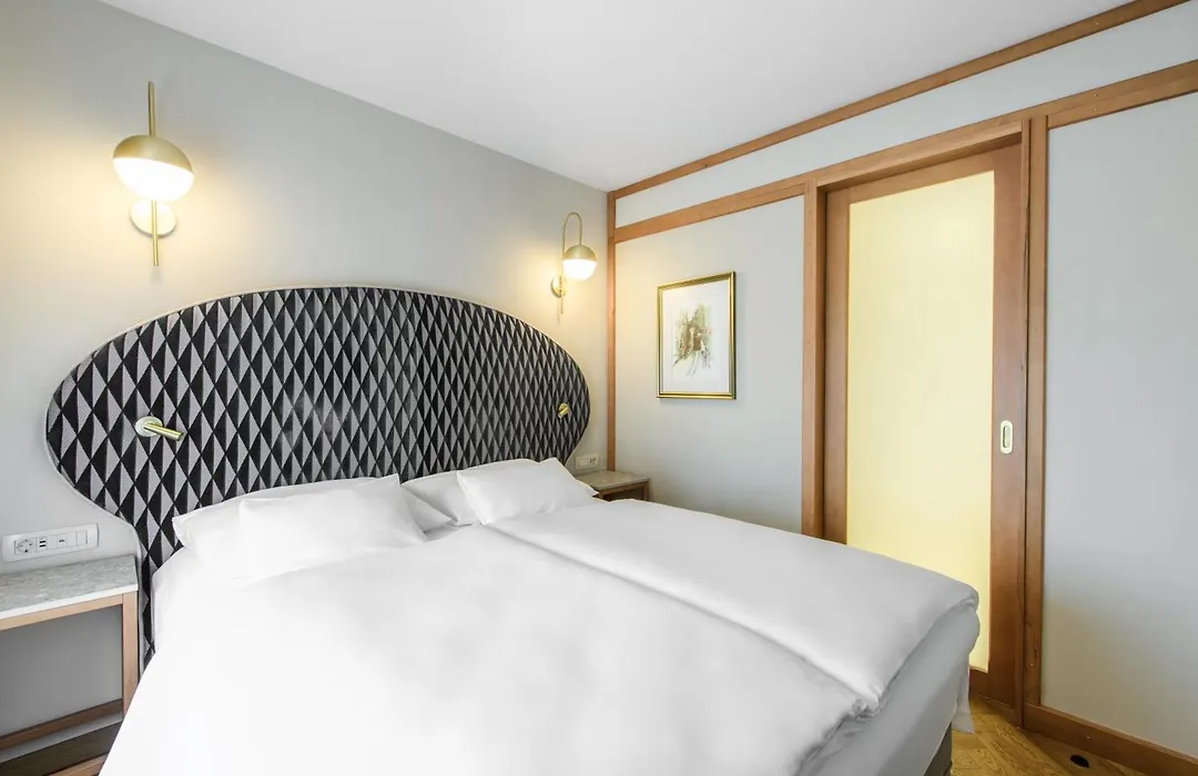 Grand Hotel Union Eurostars-1