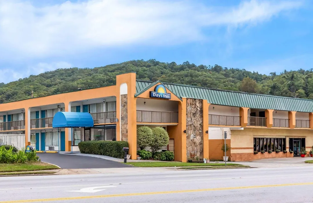 Days Inn By Wyndham Clayton-1