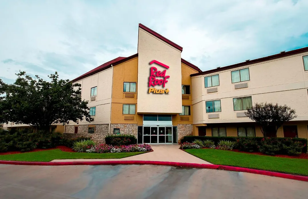 Red Roof Inn Plus+ Houston - Energy Corridor-1