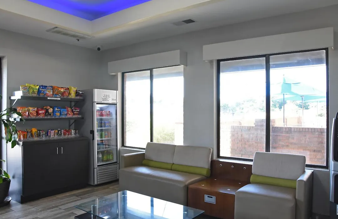 Days Inn By Wyndham Lebanon-1