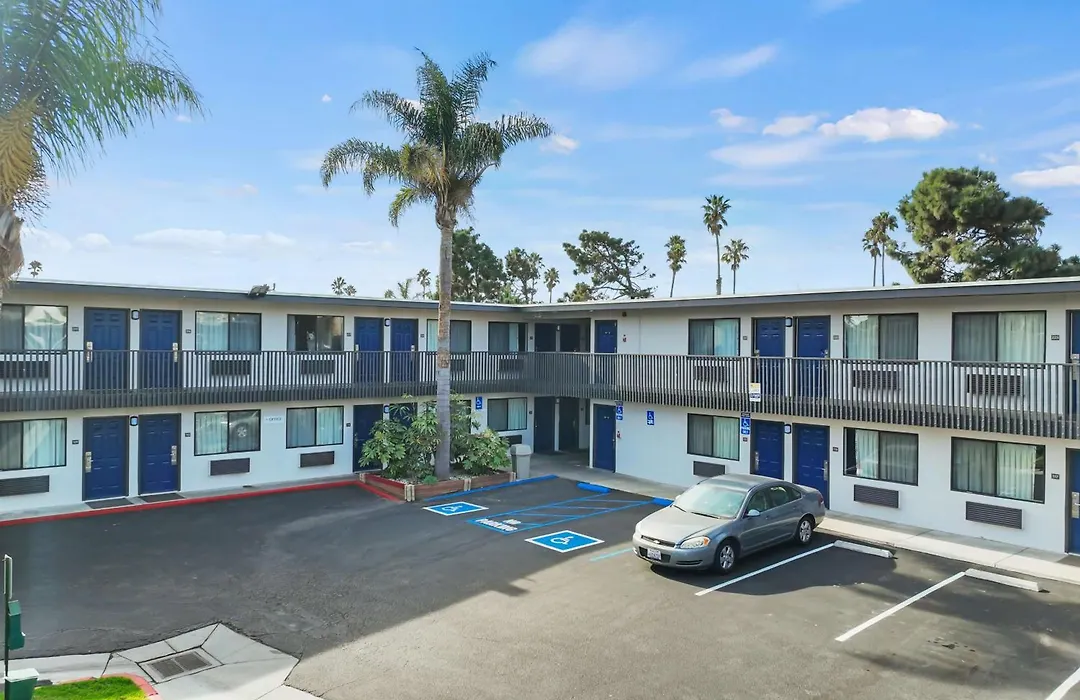Motel 6-Ventura, Ca - Beach-1