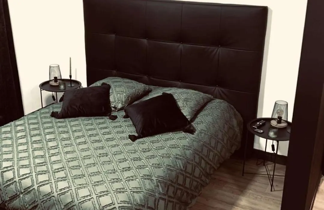 Magnifique Loft 35m2 Jacuzzi RVB NIGHT 1 ÉTABLISSEMENT FERMÉ DEFINITIVEMENT-1