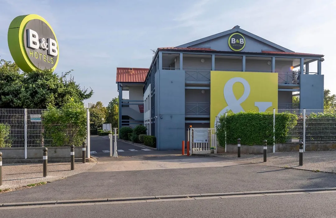 B&B HOTEL Amiens Longueau-1